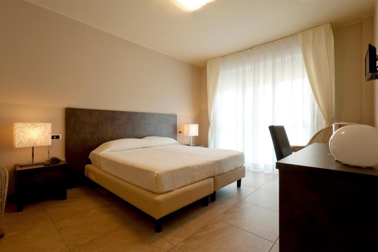 Hotel Kent Milano Marittima Eksteriør billede