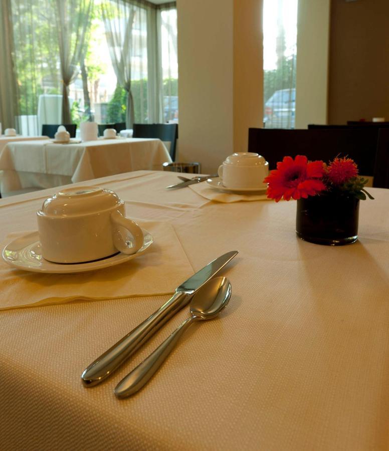 Hotel Kent Milano Marittima Eksteriør billede
